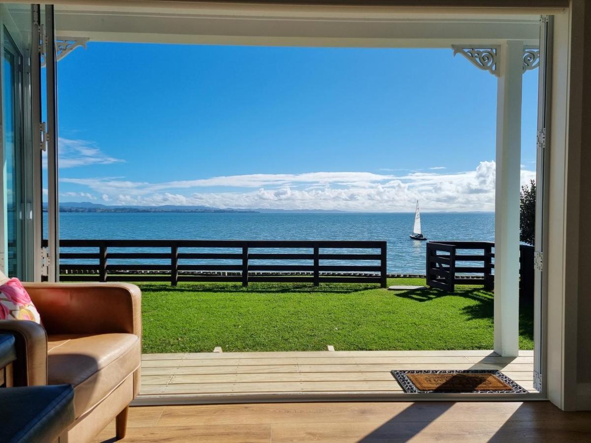Red Rock Cottage, Beachfront Luxury Clarks Beach Ngoại thất bức ảnh